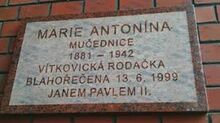 Pamětní deska Marii Antoníně Kratochvílové, Zdroj: městský obvod Vítkovice