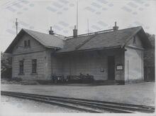 Nádraží místní dráhy v Hrušově v roce 1944. Zdroj: Archiv města Ostravy, Sbírka fotografií