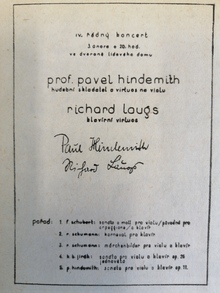 Pozvánka na koncert 3. 2. 1936 s podpisy P. Hindemitha a R. Laugse. Zdroj: Červený květ, 1967, č. 10, s. 44.