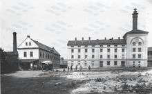 Pohled na Neumannův pivovar v Radvanicích počátkem 20. století. Zdroj: Archiv města Ostravy.