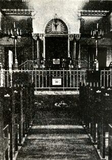 Interiér vítkovické synagogy. Zdroj: Archiv města Ostravy, Sbírka fotografií.