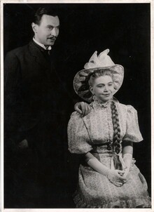 Lída Slaná v představení NDMS Ostrava. Zdroj: Sbírka fotografií, Archiv města Ostravy