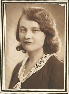 Zdeňka Olivová Zdroj: Archiv města Ostravy, kronika obce Hrabová 1922 -&nbsp;1937 