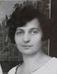 Eliška Telecká, župní náčelnice ze Sokola Slezská Ostrava, Archiv města Ostravy, Album fotografií a&nbsp;výstřižků Sokolské župy těšínské Jana Čapka.