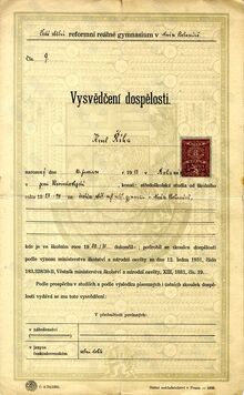 Maturitní vysvědčení Karla Říhy, ml. z&nbsp;bohumínského gymnázia, r. 1931. Soukromá sbírka Ing. Zdeňka Říhy, zveřejněno s&nbsp;jeho laskavým svolením.
